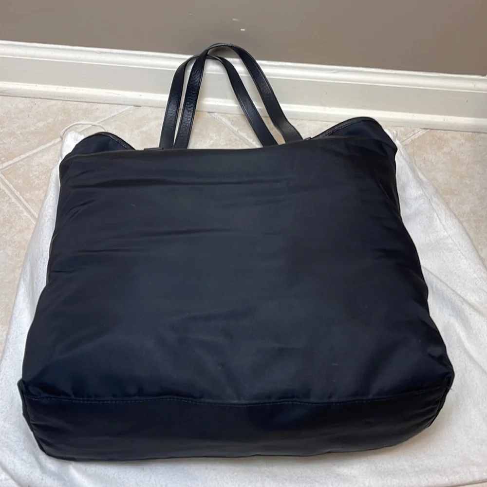 Prada Nylon tote bag - Picture 4 of 10